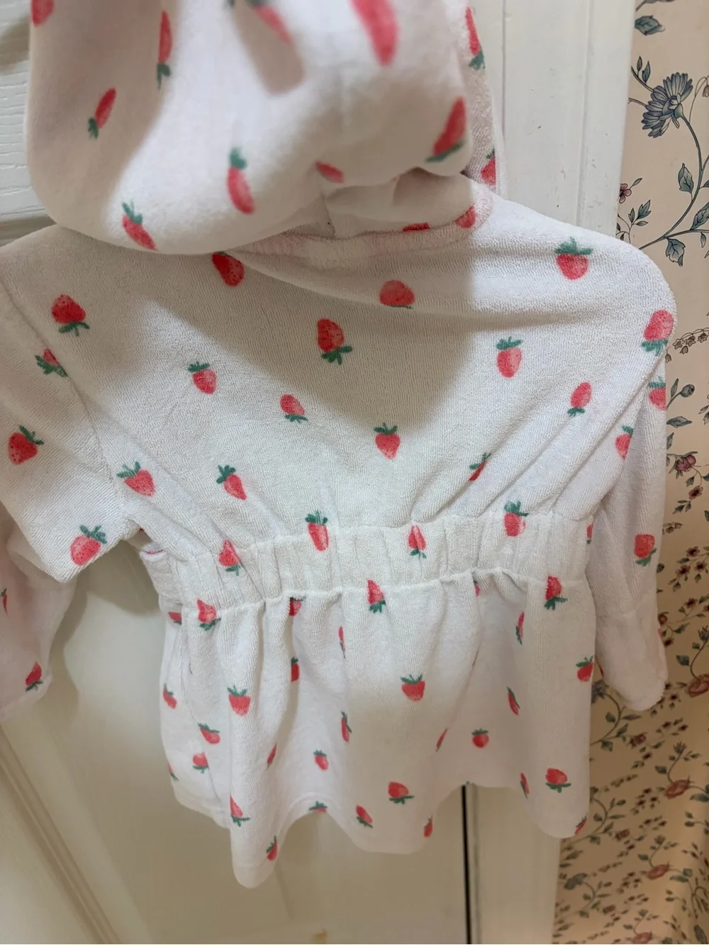 Like new Carters 0 to 9 months hooded Terry cloth robe